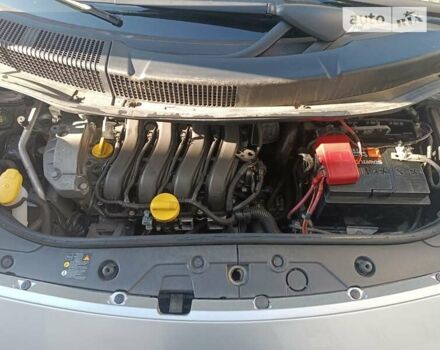 Серый Рено Сценик, объемом двигателя 1.6 л и пробегом 126 тыс. км за 5500 $, фото 9 на Automoto.ua