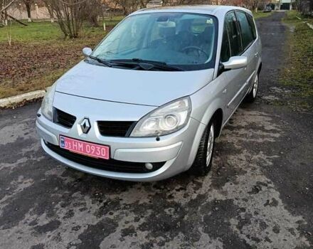 Серый Рено Сценик, объемом двигателя 0 л и пробегом 229 тыс. км за 5750 $, фото 1 на Automoto.ua