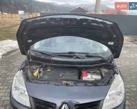 Сірий Рено Сценік, об'ємом двигуна 1.46 л та пробігом 175 тис. км за 6899 $, фото 98 на Automoto.ua