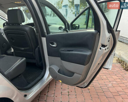 Серый Рено Сценик, объемом двигателя 1.46 л и пробегом 198 тыс. км за 4200 $, фото 20 на Automoto.ua