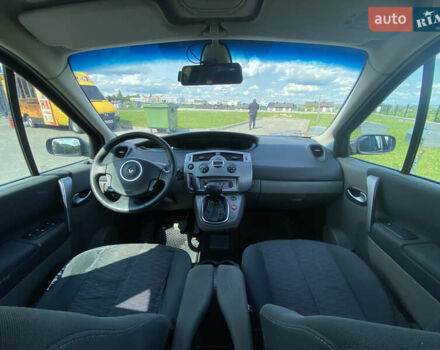 Сірий Рено Сценік, об'ємом двигуна 1.9 л та пробігом 300 тис. км за 5600 $, фото 10 на Automoto.ua