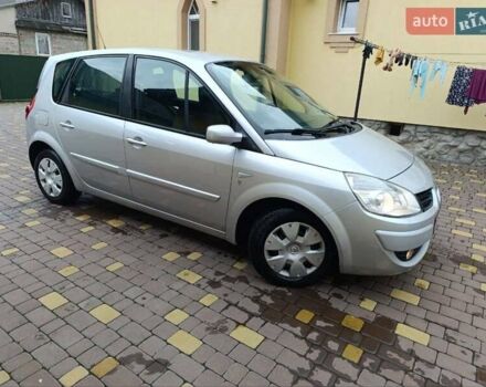 Серый Рено Сценик, объемом двигателя 1.6 л и пробегом 221 тыс. км за 5850 $, фото 4 на Automoto.ua