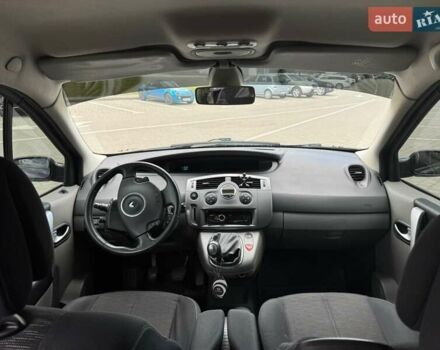 Серый Рено Сценик, объемом двигателя 2 л и пробегом 174 тыс. км за 5750 $, фото 8 на Automoto.ua