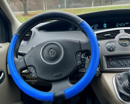 Серый Рено Сценик, объемом двигателя 1.5 л и пробегом 280 тыс. км за 4750 $, фото 7 на Automoto.ua