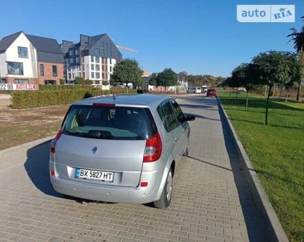 Серый Рено Сценик, объемом двигателя 1.6 л и пробегом 126 тыс. км за 5500 $, фото 5 на Automoto.ua