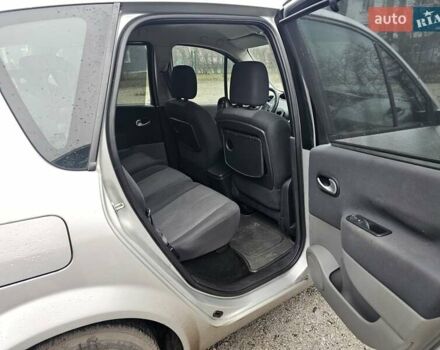 Серый Рено Сценик, объемом двигателя 1.6 л и пробегом 236 тыс. км за 5700 $, фото 8 на Automoto.ua