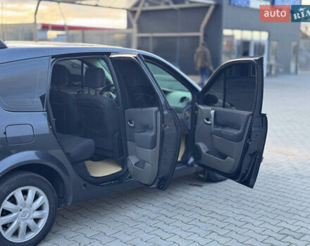 Рено Сценик 2008 в Летичеве на Automoto.ua Серый Рено Сценик, объемом двигателя 1.5 л и пробегом 270 тыс. км за 5299 $, фото 25 на Automoto.ua