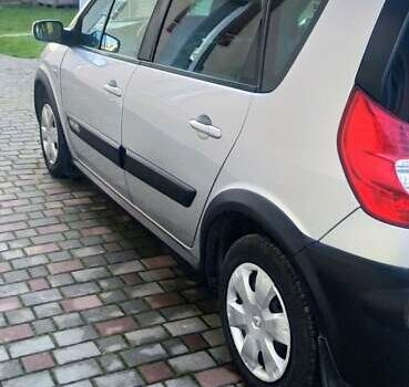 Серый Рено Сценик, объемом двигателя 1.5 л и пробегом 250 тыс. км за 6300 $, фото 3 на Automoto.ua