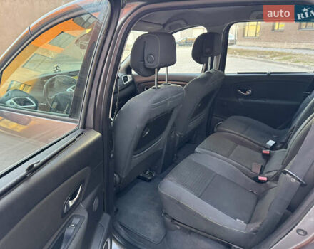 Сірий Рено Сценік, об'ємом двигуна 1.46 л та пробігом 265 тис. км за 5350 $, фото 27 на Automoto.ua