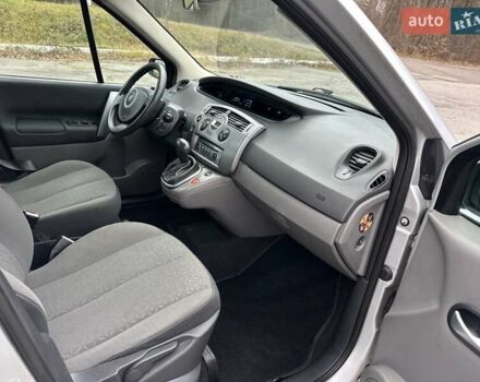 Сірий Рено Сценік, об'ємом двигуна 1.6 л та пробігом 229 тис. км за 5100 $, фото 17 на Automoto.ua