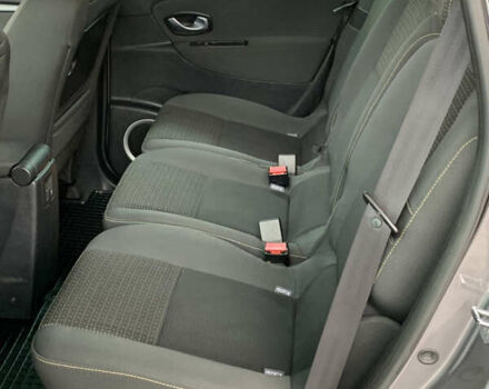 Серый Рено Сценик, объемом двигателя 1.6 л и пробегом 214 тыс. км за 7350 $, фото 44 на Automoto.ua