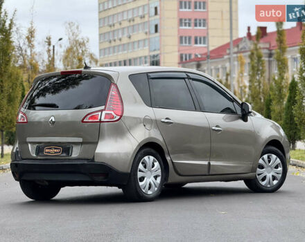 Сірий Рено Сценік, об'ємом двигуна 1.5 л та пробігом 234 тис. км за 5700 $, фото 8 на Automoto.ua