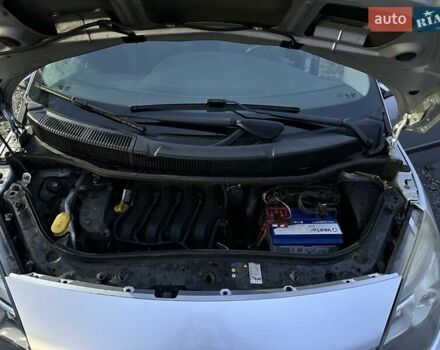 Серый Рено Сценик, объемом двигателя 1.6 л и пробегом 228 тыс. км за 5450 $, фото 30 на Automoto.ua