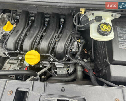 Серый Рено Сценик, объемом двигателя 1.6 л и пробегом 218 тыс. км за 7800 $, фото 32 на Automoto.ua