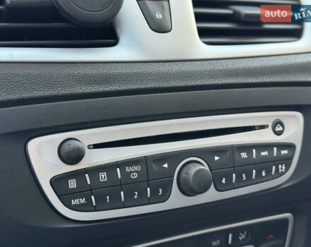 Сірий Рено Сценік, об'ємом двигуна 1.46 л та пробігом 265 тис. км за 5350 $, фото 14 на Automoto.ua