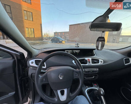 Сірий Рено Сценік, об'ємом двигуна 1.46 л та пробігом 265 тис. км за 5350 $, фото 21 на Automoto.ua