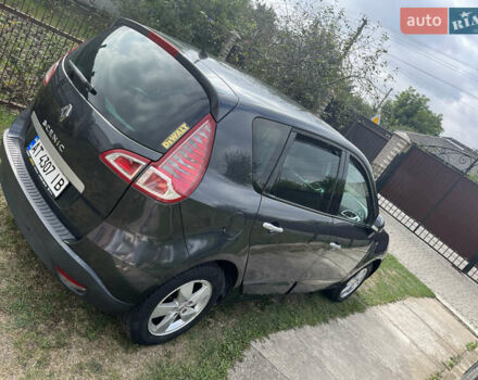 Рено Сценик 2009 в Ивано-Франковске на Automoto.ua Серый Рено Сценик, объемом двигателя 1.6 л и пробегом 215 тыс. км за 6700 $, фото 13 на Automoto.ua