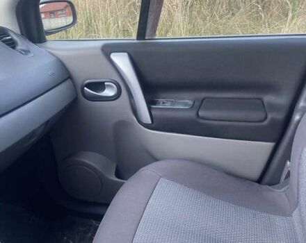 Серый Рено Сценик, объемом двигателя 1.6 л и пробегом 212 тыс. км за 5000 $, фото 2 на Automoto.ua