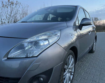 Серый Рено Сценик, объемом двигателя 1.5 л и пробегом 241 тыс. км за 5950 $, фото 2 на Automoto.ua