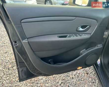 Сірий Рено Сценік, об'ємом двигуна 1.6 л та пробігом 237 тис. км за 7650 $, фото 26 на Automoto.ua