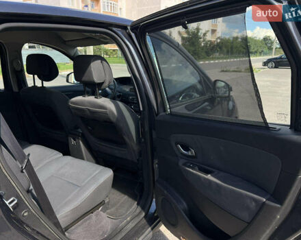 Серый Рено Сценик, объемом двигателя 1.5 л и пробегом 295 тыс. км за 5800 $, фото 5 на Automoto.ua