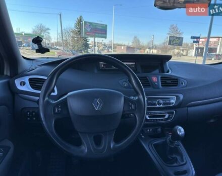Серый Рено Сценик, объемом двигателя 1.46 л и пробегом 213 тыс. км за 5600 $, фото 41 на Automoto.ua