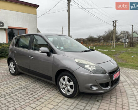 Сірий Рено Сценік, об'ємом двигуна 1.5 л та пробігом 268 тис. км за 6450 $, фото 4 на Automoto.ua