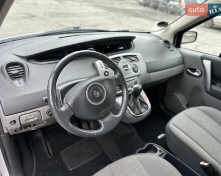 Сірий Рено Сценік, об'ємом двигуна 1.6 л та пробігом 229 тис. км за 5100 $, фото 13 на Automoto.ua