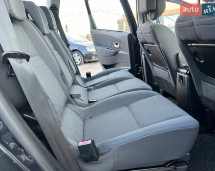 Сірий Рено Сценік, об'ємом двигуна 1.6 л та пробігом 237 тис. км за 7650 $, фото 57 на Automoto.ua