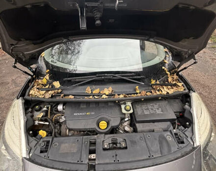 Серый Рено Сценик, объемом двигателя 1.87 л и пробегом 320 тыс. км за 6300 $, фото 18 на Automoto.ua