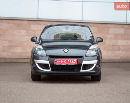 Серый Рено Сценик, объемом двигателя 2 л и пробегом 130 тыс. км за 8200 $, фото 7 на Automoto.ua