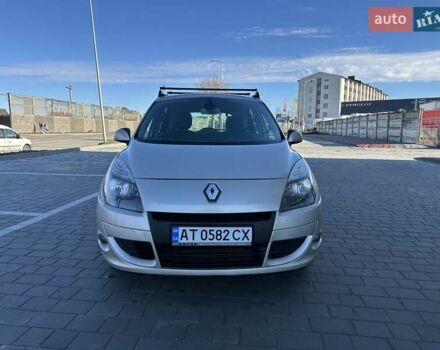 Серый Рено Сценик, объемом двигателя 1.46 л и пробегом 213 тыс. км за 5600 $, фото 4 на Automoto.ua