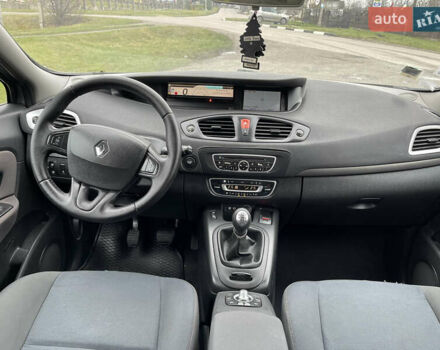 Сірий Рено Сценік, об'ємом двигуна 1.5 л та пробігом 268 тис. км за 6450 $, фото 27 на Automoto.ua