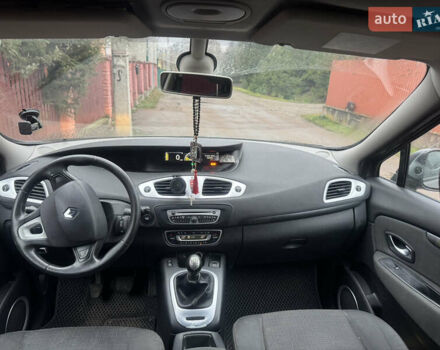 Сірий Рено Сценік, об'ємом двигуна 1.46 л та пробігом 256 тис. км за 5700 $, фото 11 на Automoto.ua