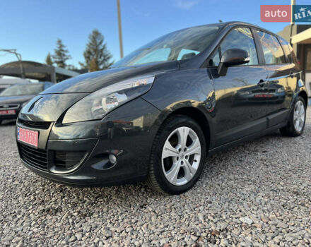 Сірий Рено Сценік, об'ємом двигуна 1.6 л та пробігом 237 тис. км за 7650 $, фото 8 на Automoto.ua