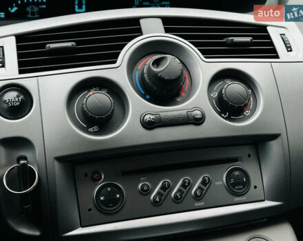 Серый Рено Сценик, объемом двигателя 1.6 л и пробегом 540 тыс. км за 6900 $, фото 28 на Automoto.ua