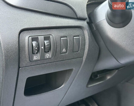 Сірий Рено Сценік, об'ємом двигуна 1.4 л та пробігом 176 тис. км за 7300 $, фото 10 на Automoto.ua