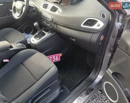 Серый Рено Сценик, объемом двигателя 1.6 л и пробегом 156 тыс. км за 7200 $, фото 14 на Automoto.ua
