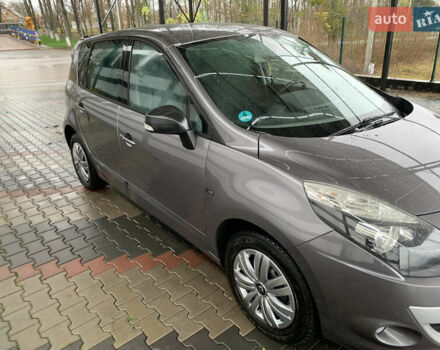 Серый Рено Сценик, объемом двигателя 1.6 л и пробегом 214 тыс. км за 7100 $, фото 7 на Automoto.ua