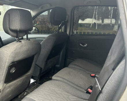 Серый Рено Сценик, объемом двигателя 1.6 л и пробегом 291 тыс. км за 6200 $, фото 6 на Automoto.ua