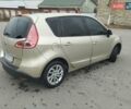 Серый Рено Сценик, объемом двигателя 1.6 л и пробегом 250 тыс. км за 6600 $, фото 5 на Automoto.ua