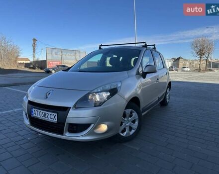 Серый Рено Сценик, объемом двигателя 1.46 л и пробегом 213 тыс. км за 5600 $, фото 1 на Automoto.ua