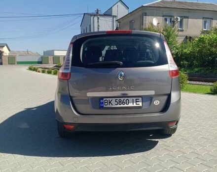 Серый Рено Сценик, объемом двигателя 2 л и пробегом 288 тыс. км за 7800 $, фото 1 на Automoto.ua