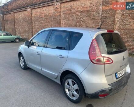 Рено Сценик 2009 в Чернигове на Automoto.ua Серый Рено Сценик, объемом двигателя 1.5 л и пробегом 240 тыс. км за 6400 $, фото 5 на Automoto.ua