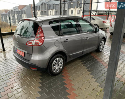 Серый Рено Сценик, объемом двигателя 1.6 л и пробегом 214 тыс. км за 7350 $, фото 4 на Automoto.ua