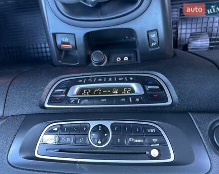 Серый Рено Сценик, объемом двигателя 1.46 л и пробегом 213 тыс. км за 5600 $, фото 47 на Automoto.ua