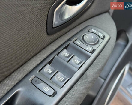 Сірий Рено Сценік, об'ємом двигуна 1.46 л та пробігом 265 тис. км за 5350 $, фото 5 на Automoto.ua