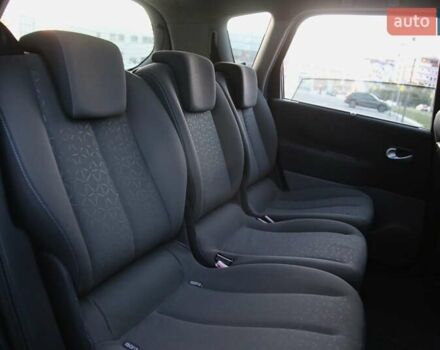 Серый Рено Сценик, объемом двигателя 1.5 л и пробегом 211 тыс. км за 6300 $, фото 8 на Automoto.ua