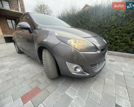 Сірий Рено Сценік, об'ємом двигуна 1.46 л та пробігом 256 тис. км за 5700 $, фото 9 на Automoto.ua