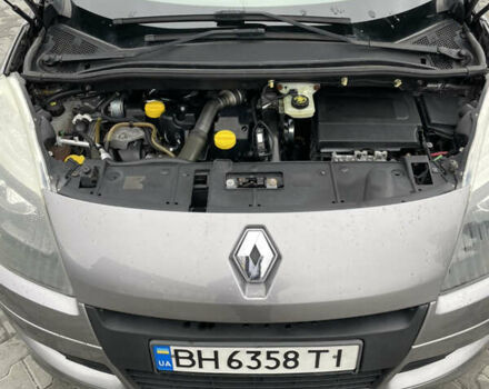 Сірий Рено Сценік, об'ємом двигуна 1.46 л та пробігом 290 тис. км за 5700 $, фото 6 на Automoto.ua